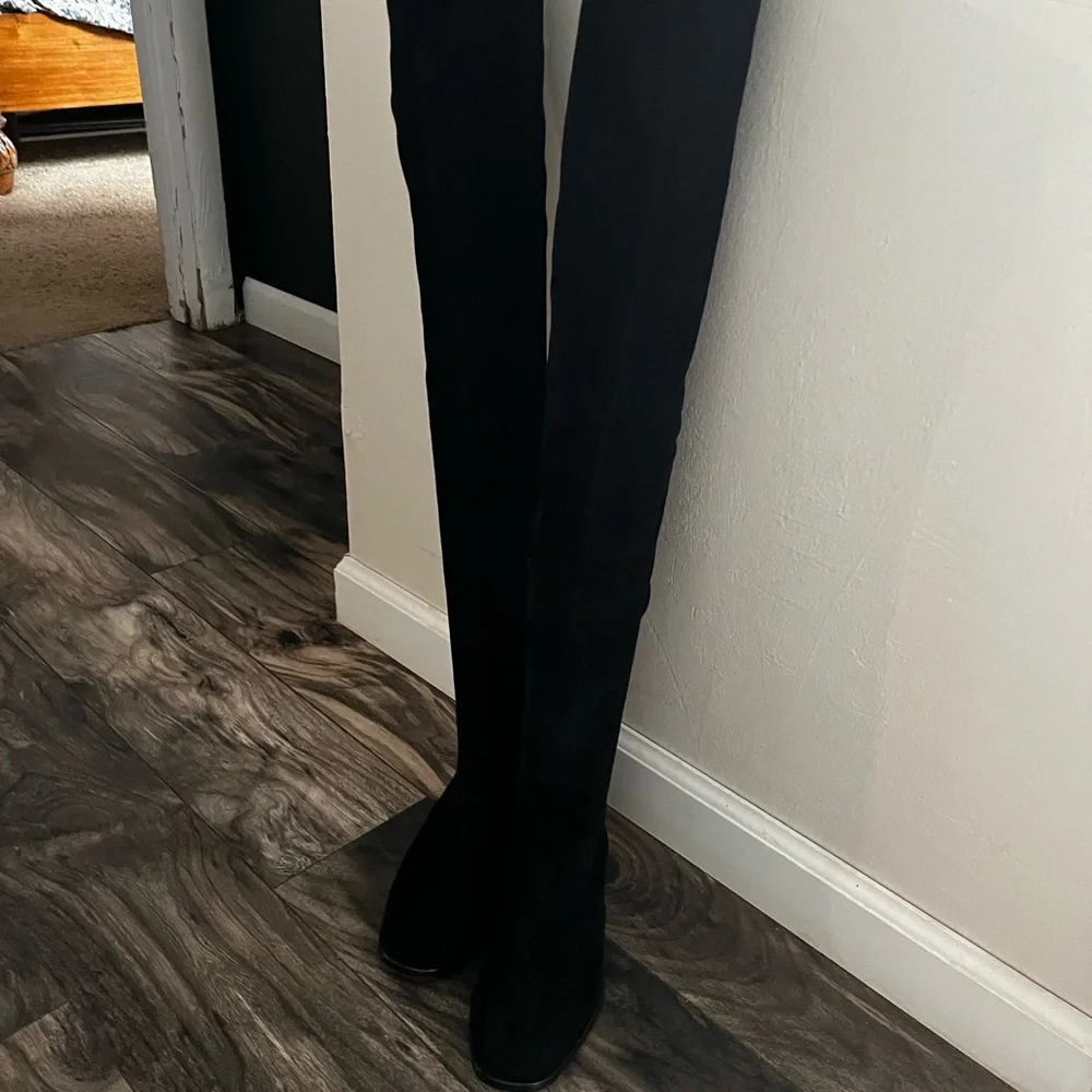 Women’s  Black Louis Vuitton OTK boots - Picture 4 of 8